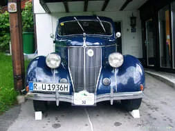 Ford V8 Bild 1