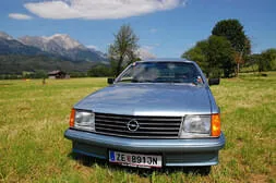 Opel Monza Bild 1