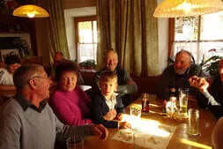 Bratl-essn-geh Bild 10